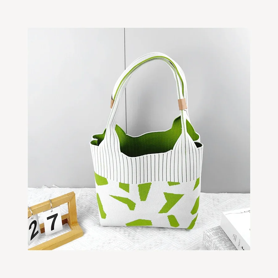 Fresh geometry tote