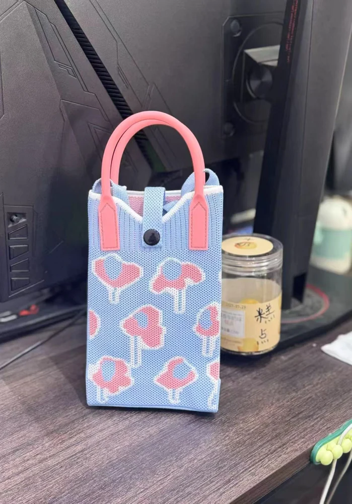 Tab-Closure Phone Totes — Graphic — Pink