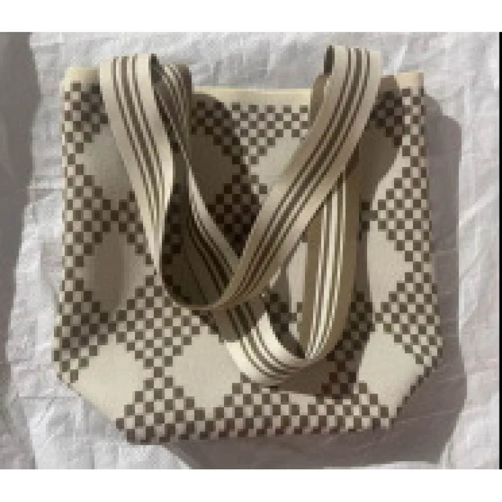Graphic Knitted Shoulder Totes — Diamond — Cream