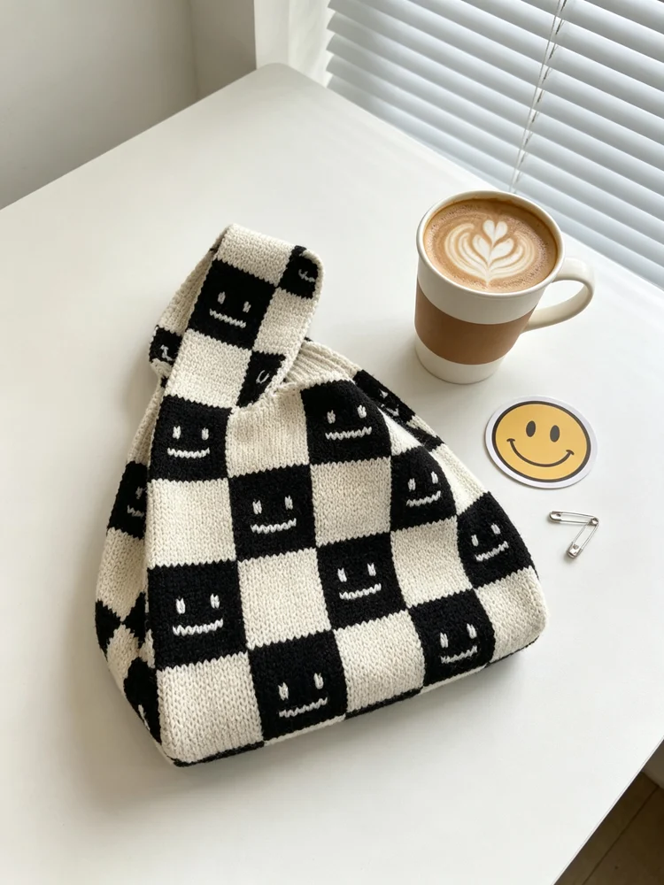 Loop-Handle Knitted Bags — Smiley — Cream